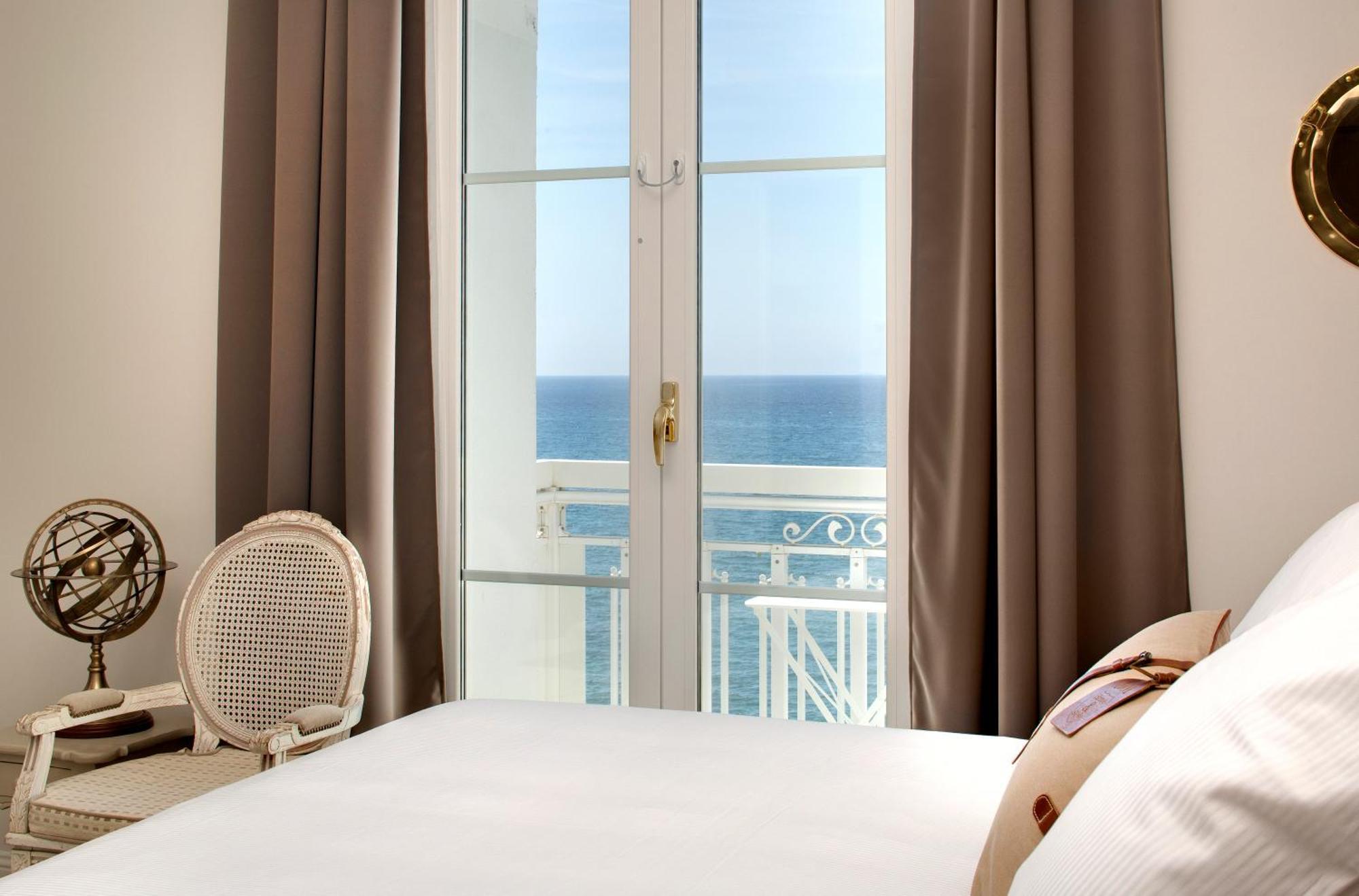Grand Hotel Des Sablettes Plage, Curio Collection By Hilton La Seyne-sur-Mer Exterior photo