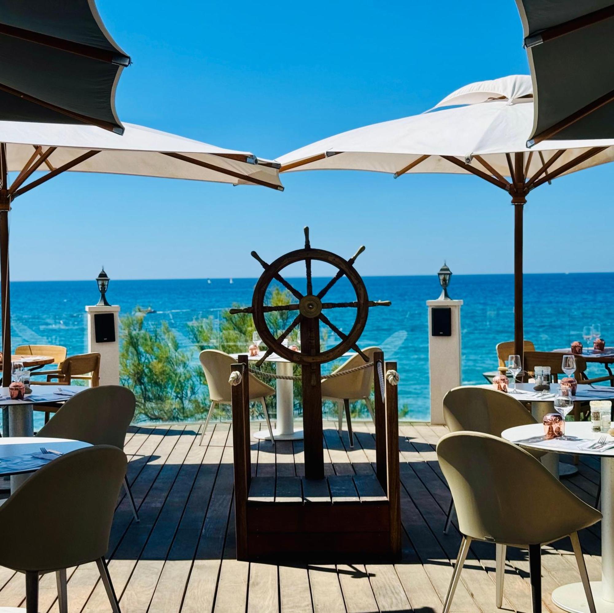 Grand Hotel Des Sablettes Plage, Curio Collection By Hilton La Seyne-sur-Mer Exterior photo
